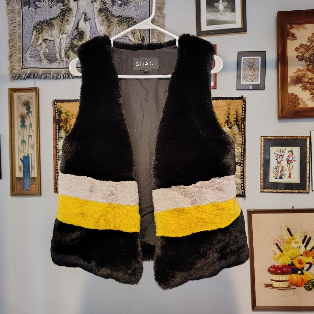 SHACI Faux Fur Soft Fuzzy Vest Black Yellow Striped Womens Size Small Vegan
